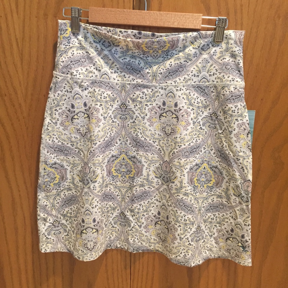 Performance skirt - M - for beach, swim, etc